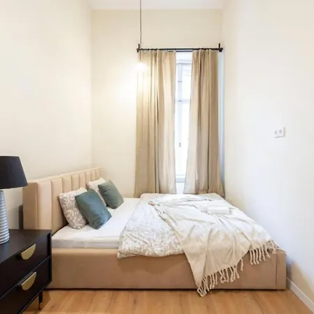 Lejlighed Light-filled 3br Retreat - Relaxing Family *