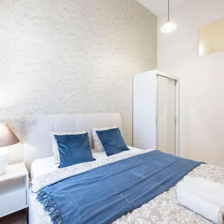 Light-filled 3br Retreat - Relaxing Family Lejlighed
