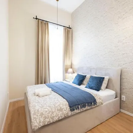 Light-filled 3br Retreat - Relaxing Family * Budapest